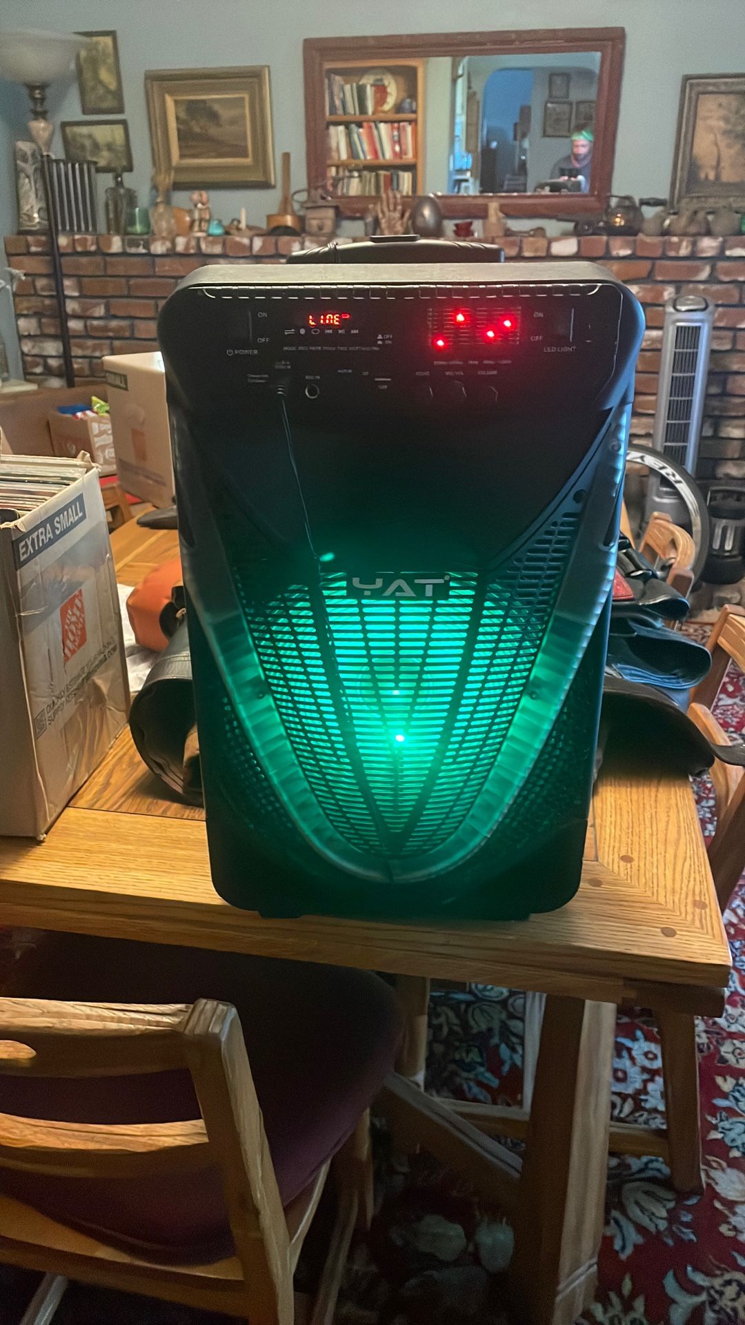 Yat Bluetooth Speaker