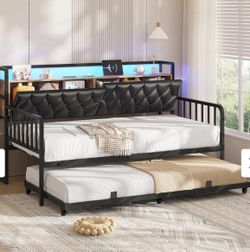 Twin Day Bed w/Trundle $100