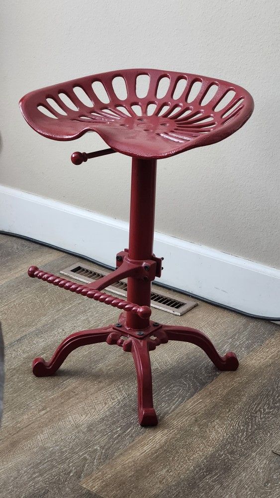 Adjustable Height Bar Stool
