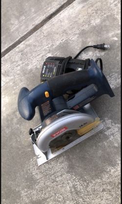 Tools Ryobi Skilsaw New And Charger 