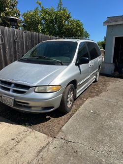 1999 Dodge Grand Caravan