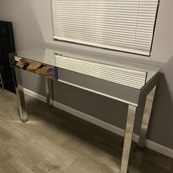 Mirror Table 