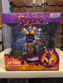 Spyro statue