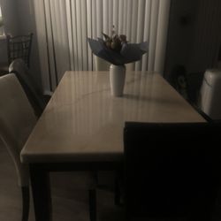 Marble Table And Bar Stools 