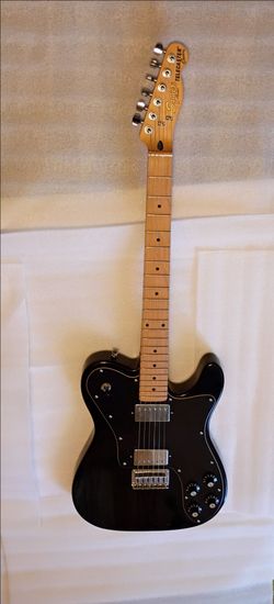 06 Sq Tele Deluxe Guitar