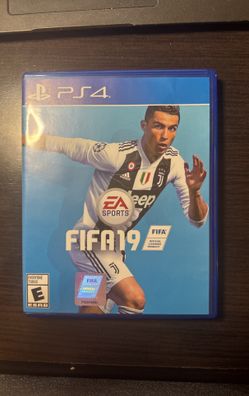 EA Sports: FIFA 19 (PS4 - Pre-Owned)