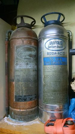 5 fire extinguishers 3 large 2 small
