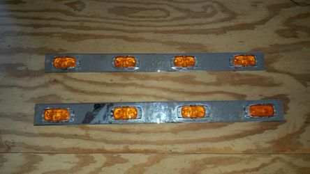 Tractor truck running lights