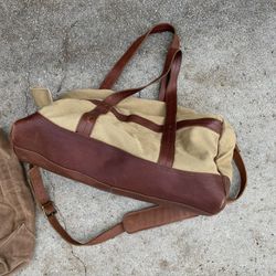LL Bean - Vintage Tote Bags And Carry On  Thumbnail