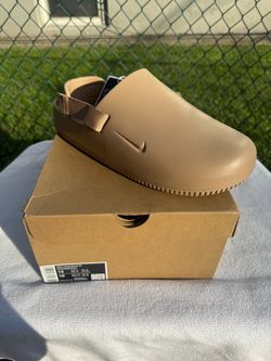 Nike mule