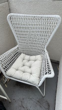 Wicker chair
