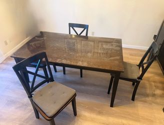 Ashley Dining Room Larsondale Dining Table set