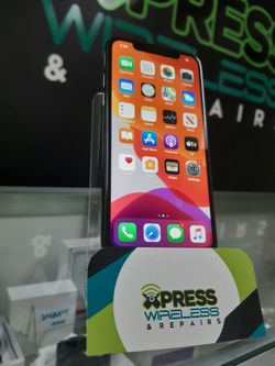 iPhone X 64 GB - Factory Unlocked - Excellent Condition - SOMOS TIENDA