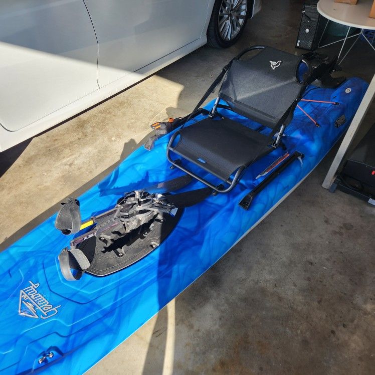 New Pelican Getaway 110 Pedal Drive Kayak 