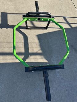Hex Trap Bar for Deadlifts