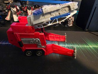 2005 Transformers cybertron leader class optimus prime trailer
