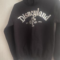 GIRLS OR BOYS  HOODED SWEATSHIRT BLACK  SIZE X-LARGE 
