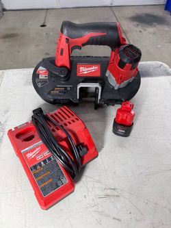 Milwaukee Bandsaw M12