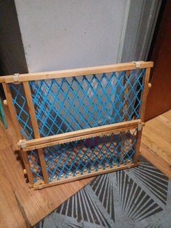 Pet gate cash only