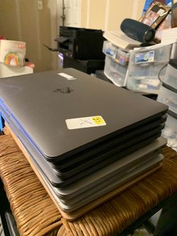 (5) As is MacBook Lot 2017-20 Pro Air
