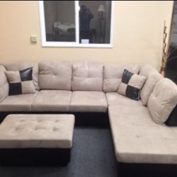 Beige Microfiber Sectional Couch 