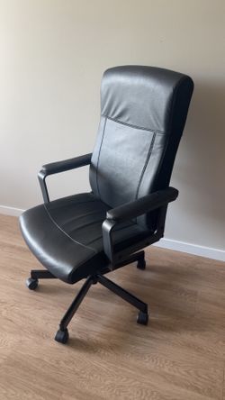 Swivel Office Chair (MILLBERGET)