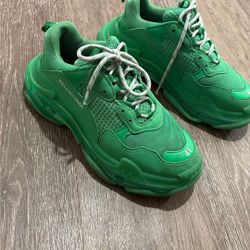 Triple S Balenciaga 