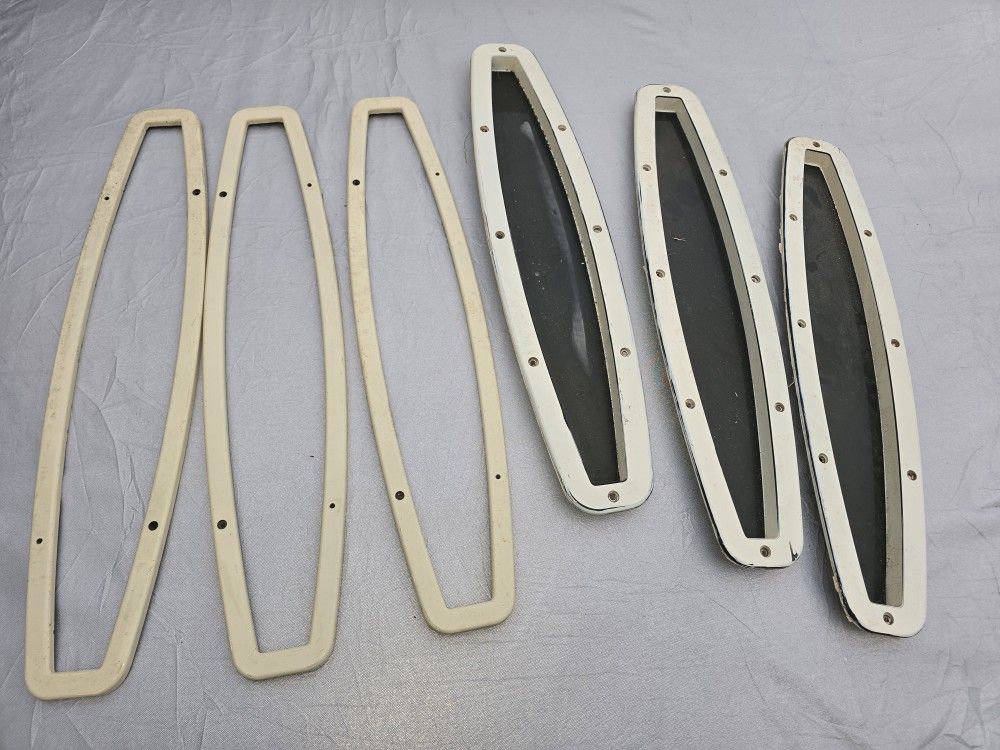 1980's Style Sea Ray Stationary Windows