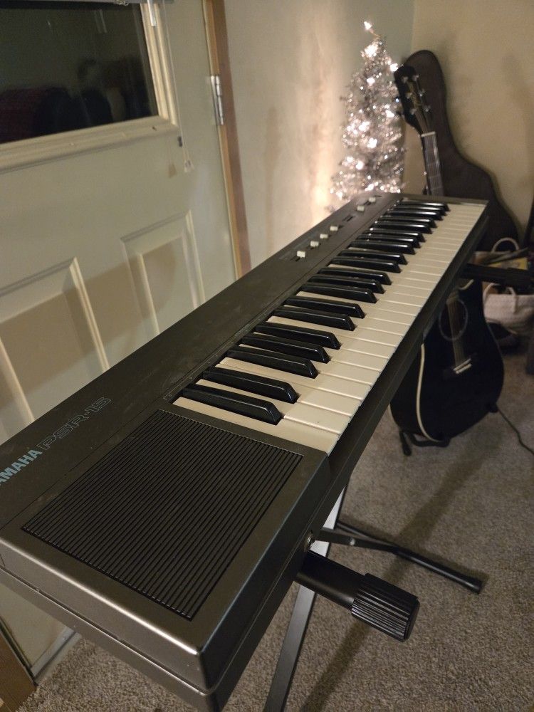 Synthesizer Yamaha PSR-15