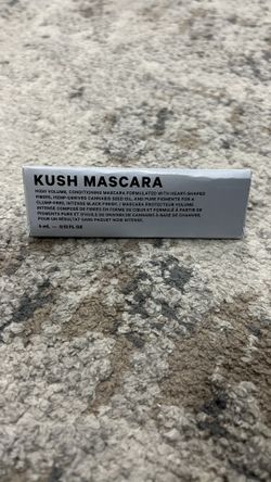 MILK MAKEUP Mini KUSH High Volumizing Mascara