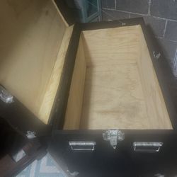 XTRA LARGE ROLLING EQUIPMENT CASE 