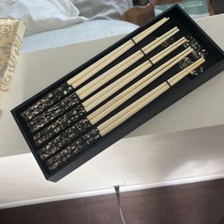 Set Of 5 Beautiful Chopsticks