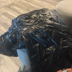 XL Puffer jacket black