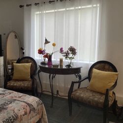 Table With 2 Chairs