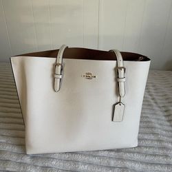 Coach Mollie Tote Bag in Gold/Chalk Light Saddle