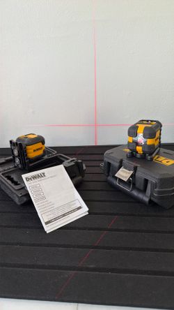 DeWalt Cross Line Laser Level with Case