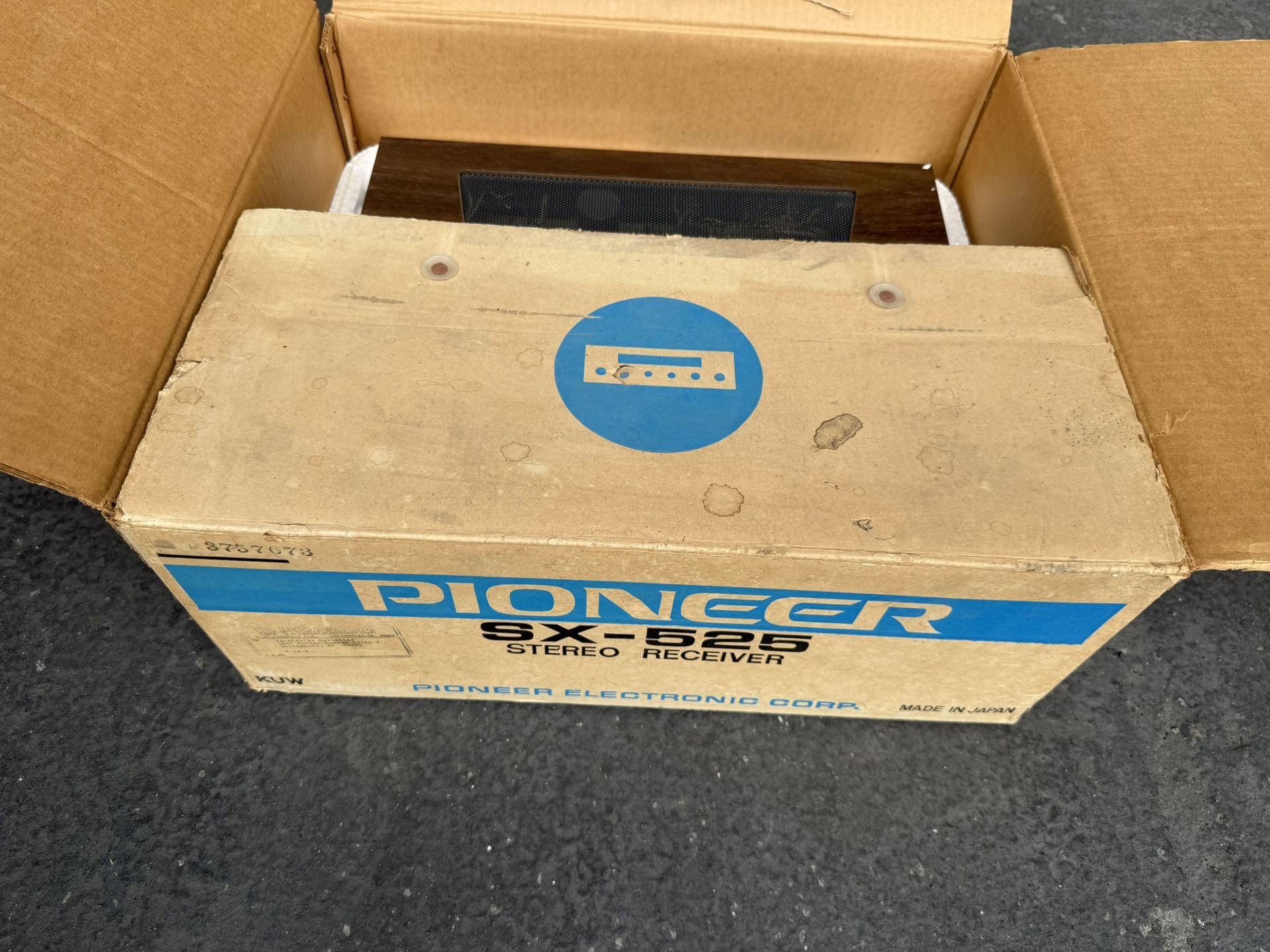 PIONEER SX-525 STEREO RECEIVER COMPLETE IN BOX! LIKE NEW!