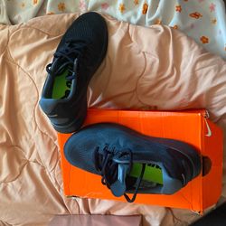 Black Womens Nike Shoes