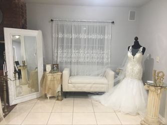 Wedding dress
