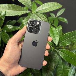 iPhone 15 Pro - Unlocked - 128GB