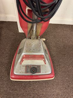 Sanitaire Heavy-Duty Commercial Upright Vacuum