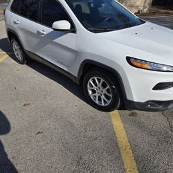 2017 JEEP CHEROKEE 1 OWNER GARAGE KEPT 127K