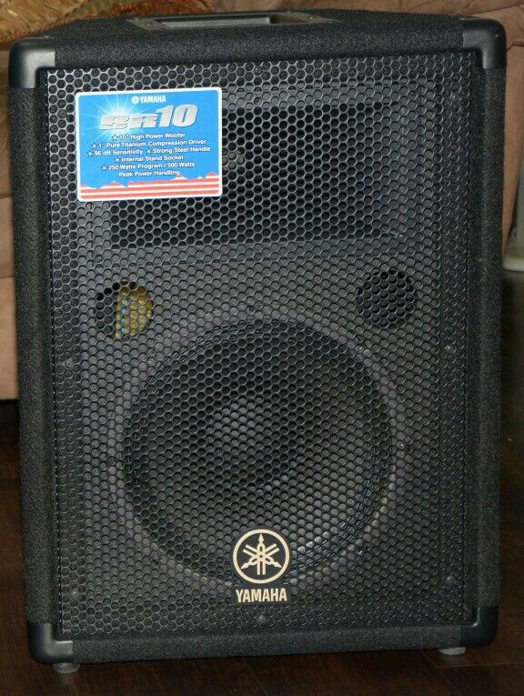BR 10 Yamaha pasive Speakers