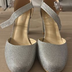 Silver Heels 