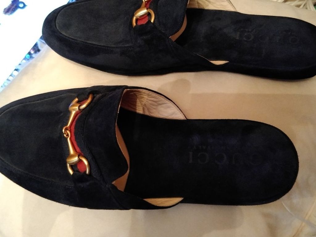 Brand New Gucci Slippers Got For Christmas Never Worn