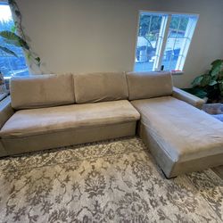 Restoration Hardware Maxwell premium leather sleeper right arm sofa chair sectional with queen bed