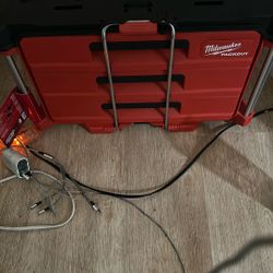 Milwaukee Box