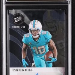 Tyreek Hill Graded Auto Card