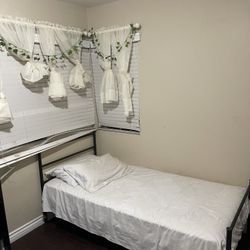 Twin bed