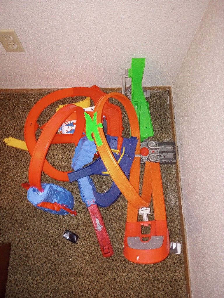 Hot Wheels Track